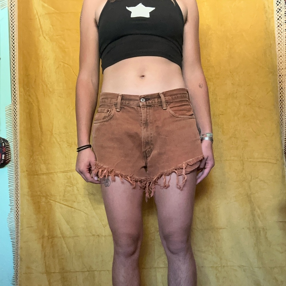 Distressed vintage Levi’s cut off shorts